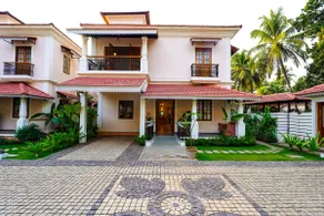 Pet-Friendly 4BHK Villa Near Beaches W/Breakfast - Image 5