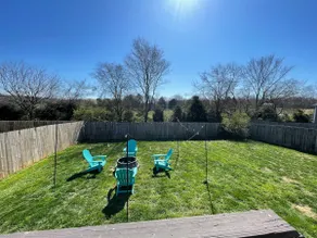Quiet BG Home Base with Fenced Yard - Image 3