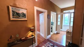 Victorine Apartment - Rose Garden View - Image 3