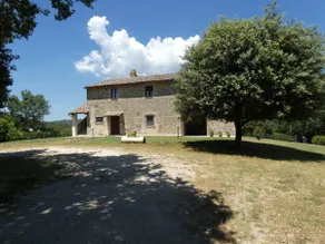 Escape to Umbria, Farmhouse by the lake - Image 5