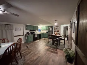 The Hacienda~ A Simple Home~5 minutes from Lake Texoma! - Image 2