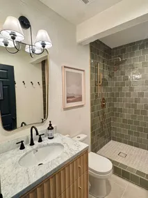 NEW RENO! Qtrs W/Private Entry&Patio Pet-Friendly - Image 4