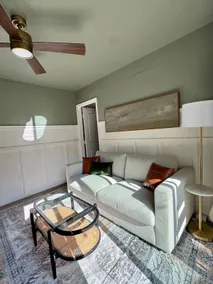 NEW RENO! Qtrs W/Private Entry&Patio Pet-Friendly - Image 2