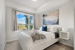 Luxury Condo • Heated Parking • 7 mins to Airport - Image 2