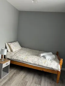Renovated Farm Cottage - Image 3
