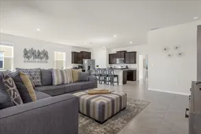 6 Bedrooms 5 Bathrooms Solterra 7664 Ol - Image 3