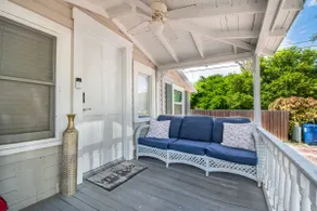 Cozy Cottage! 1 mile from Downtown & St. Pete Pier - Image 5