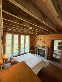 bright serene + spacious barn @barn and bike - Image 4