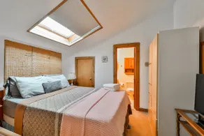 Cozy Downtown Hunter Mountain Getaway - Image 5