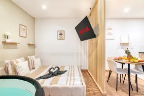 The Grandiose – Spa, Netflix & Quiet City Center - Image 2