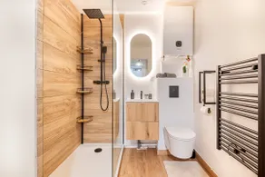 The Grandiose – Spa, Netflix & Quiet City Center - Image 3