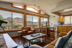 Stunning Utah Home 30 Mi to Zion Nat'l Park - Image 3