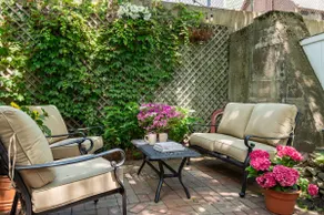 Historic Downtown Cottage | Quiet patio | Parking - Image 2