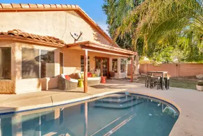 Close to Golf, Shopping, Restaurants: Sunny & Cozy - Image 2
