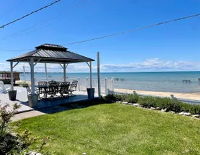 Beach Front Home, Family-Friendly, 2 miles from Downtown Caseville. - Image 2