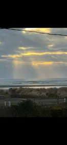 BEACH HOUSE GETAWAY!!                                       PACK YOUR BAGS!! - Image 2
