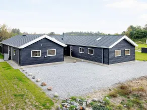 8 Personen Ferienhaus in Ålbæk - Image 4