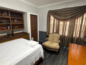 Amazing 4 Huge Bedrooms - Truck & trailer Parking - Image 4