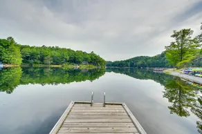 Peaceful Brevard Mountain Cabin: Hike, Golf & Swim - Image 2