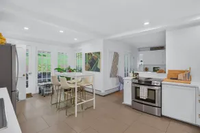 Classic Stockbridge Cottage - Image 3