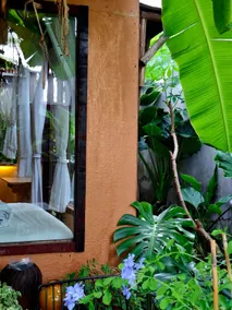 Floating market cabin - Image 2