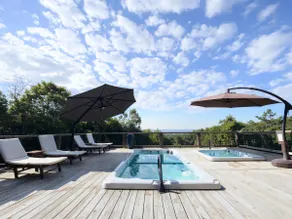 Modern Ridge-Top Sanctuary: All-Year Swim Spa - Image 4