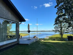 Småland's Idyll by the lake Vidöstern - Image 2