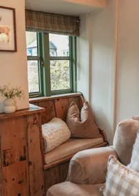 Cotswold Cottage near Soho Farmhouse & Daylesford - Image 5