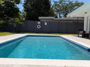 Cozy Studio w/ private entrance, bathroom & POOL - Image 4