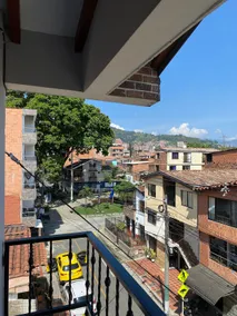 Comfortable apartment near the subway and CC Viva - Image 2