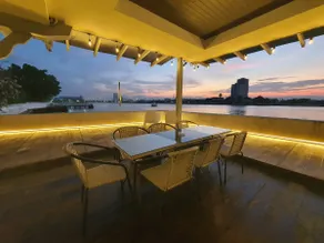 Chaophraya Riverfront house / BaanRimphraya - Image 3