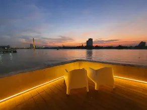 Chaophraya Riverfront house / BaanRimphraya - Image 5