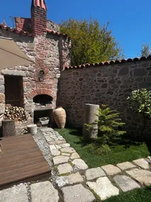 2-storey detached Greek house close to the Acropolis - Image 4