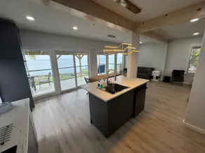 Lake St. Clair Chalet - Image 4