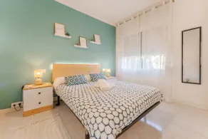 Cambrils • Sea View & 50 m Beach • Parking • A/C - Image 3