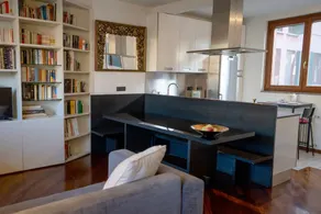 BastiaRM up to 4 guests Prada Scalo Romana Forum - Image 3