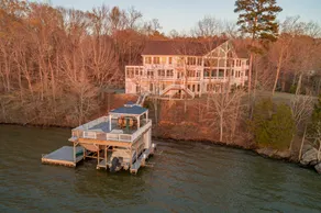 The Pinnacle | Spacious Waterfront Estate |3+ acres - Image 4