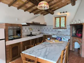 Tuscan Villa for 9 people with garden and swimming pool - Image 5