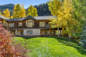 Large East Vail Home - Hot Tub - Steps to Bus Stop - Image 2