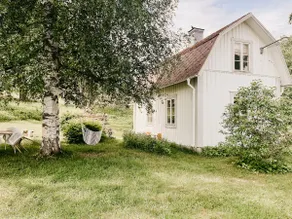 Cozy wooden house with wood stove in Småland - Image 3