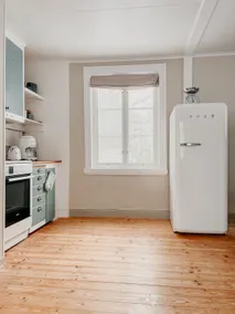 Cozy wooden house with wood stove in Småland - Image 4