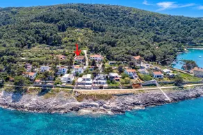 Valdarke Sea View Apartment /w Balcony - Happy Rentals - Image 2