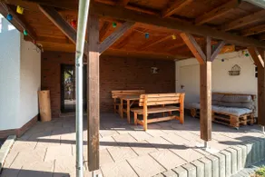 Old barn - Image 5