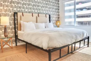 Sleek Downtown Apt | Gaslamp & Stadium Steps Away - Image 4