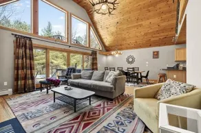 Sunday River Chalet w/Grill, Fire Pit & Jacuzzi! - Image 4