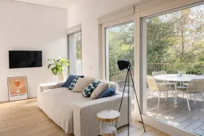 Studio 14 - apt design and terrace with river view - Image 2