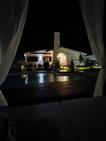 Villa Whiteloft Pool Spa Lounge - Image 5
