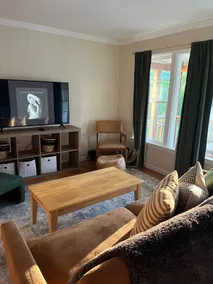 Royal Oaks Cottage w/ direct park access - Image 2
