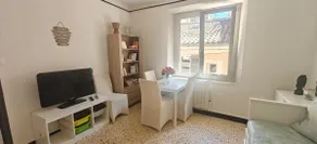 Cozy house in the heart of Camps-la-Source, 2–4 people - Image 3