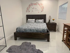 Modern Private Room | Super Clean and Quiet Stay - Image 2